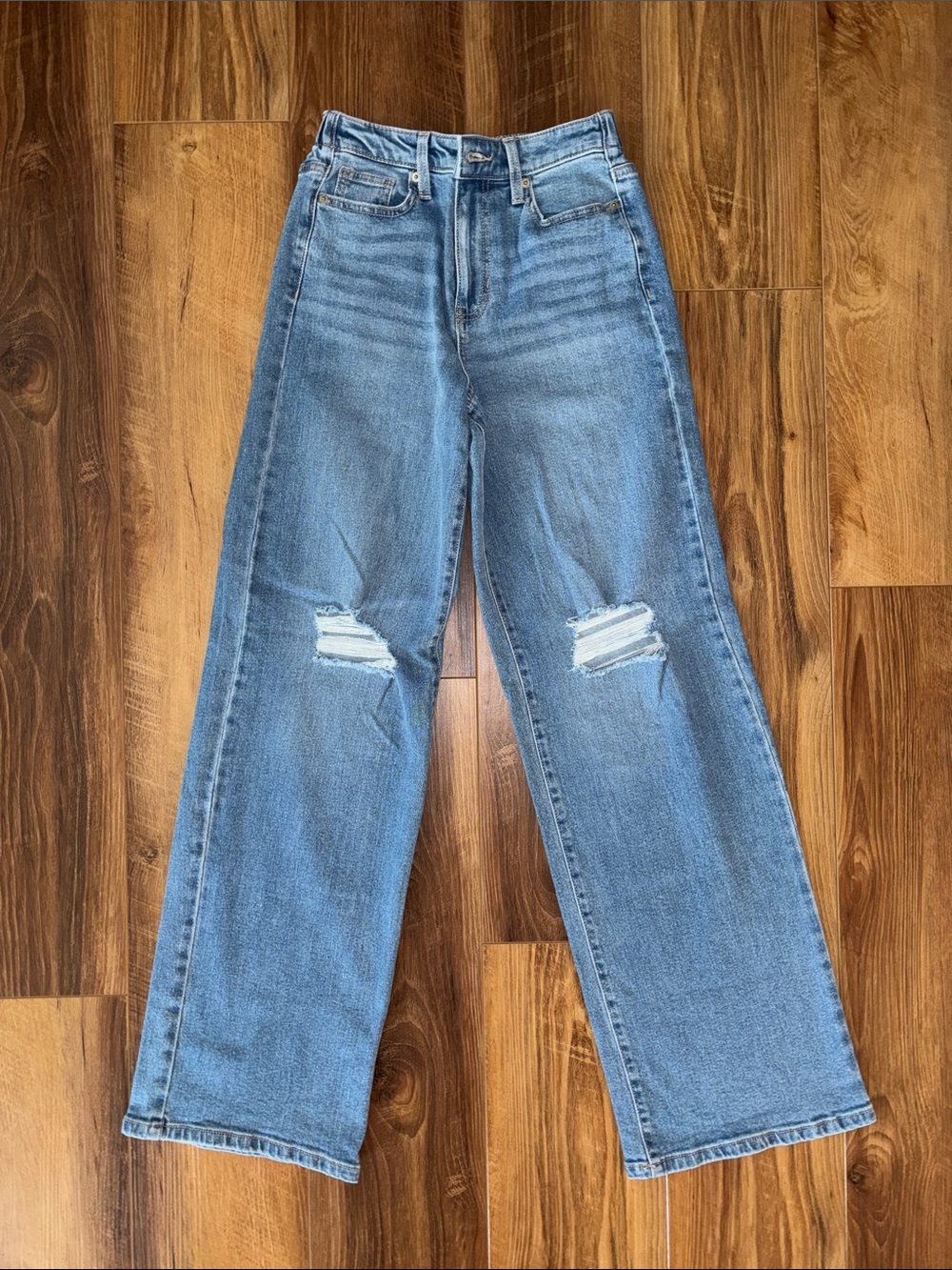 No Boundaries High Rise Distressed Baggy Wide Leg Jeans